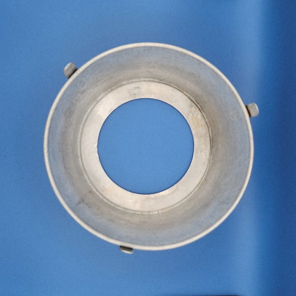 Vintage‎ Aluminum 2-piece Angel Food Cake Pan with cooling legs
